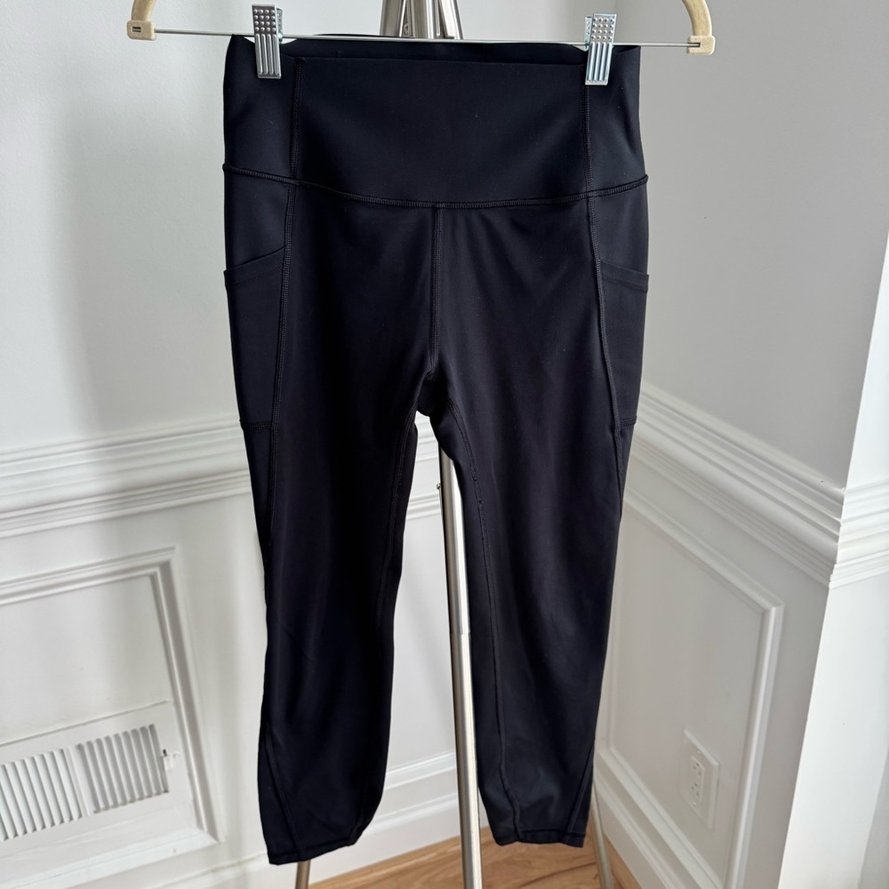 GAP Fit Black High-Waisted Sculpt Leggings with Pockets Size Small